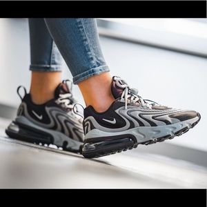 Nike Air Max 270
